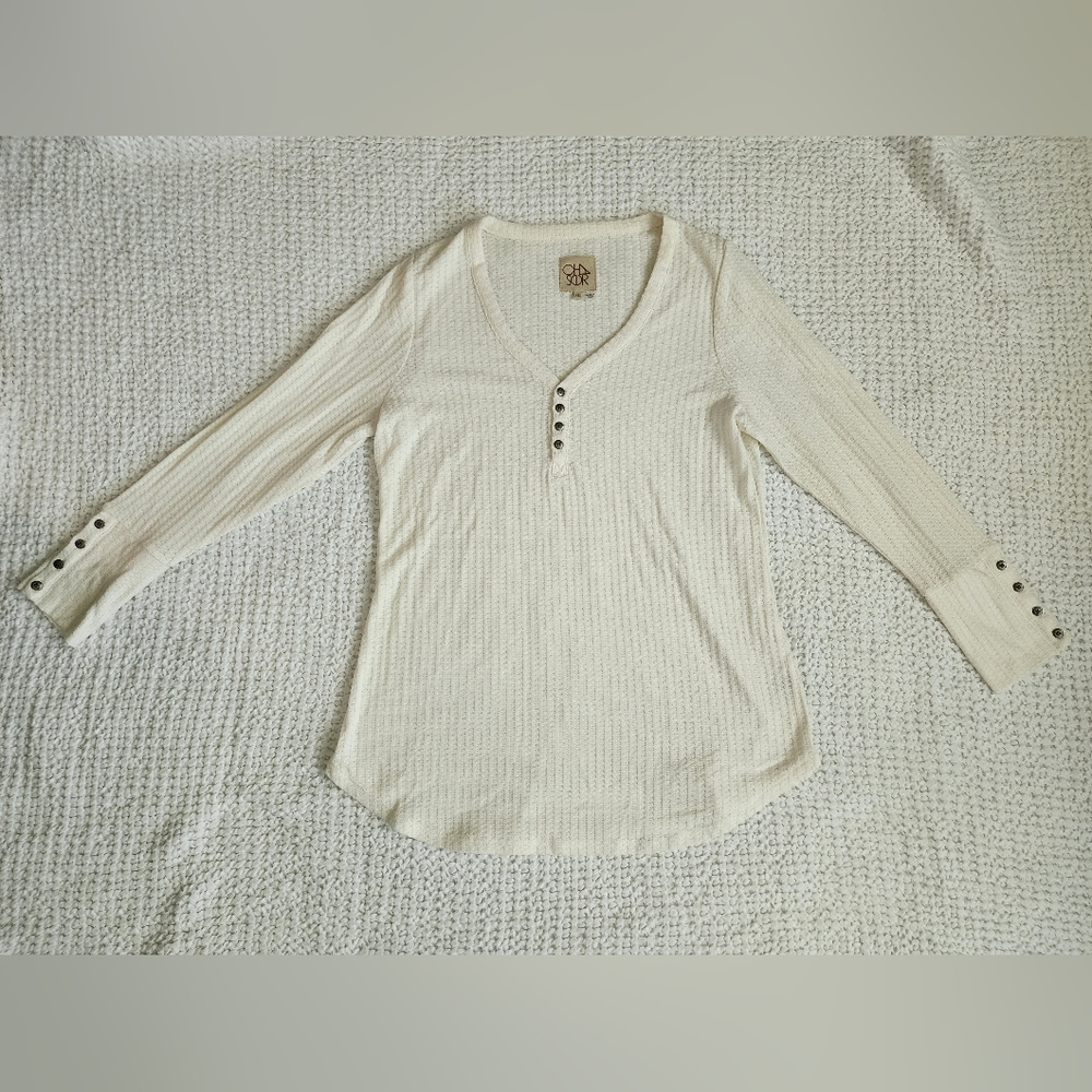Chaser brand long sleeve cream henley size XL NWOT